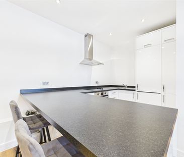 Radnor Road, Twickenham, Middlesex, TW1 - Photo 2
