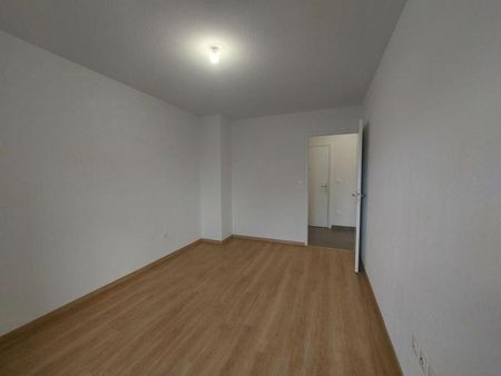 APPARTEMENT T3 65M - Photo 5