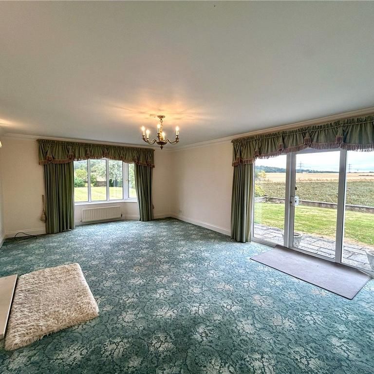2 bedroom bungalow to rent - Photo 1