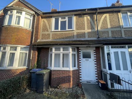 2 bedroom terraced house to rent - Photo 2