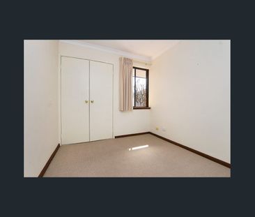 Spacious, Private, Well Located - Photo 6