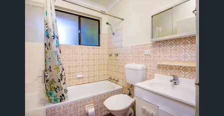 Convenient location - Photo 4