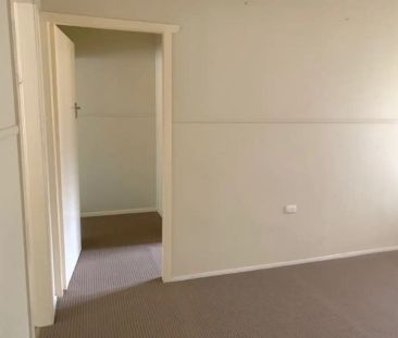 “NEAT & TIDY ONE BEDROOM UNIT!” - Photo 1