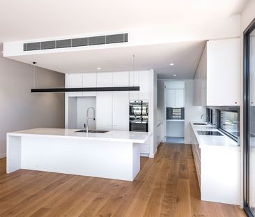 STYLISH TOWNHOUSE WITH MODERN FLAIR - Photo 6