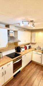 1 bedroom in a flat share to rent - Photo 4