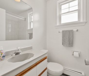 For Lease - 1089 NORTH RIVER Road Unit# 2, Overbrook - Castleheight... - Photo 3