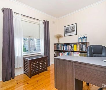 3 Bedroom Home Ideally Located within a Short Walk of the Beach - Photo 2