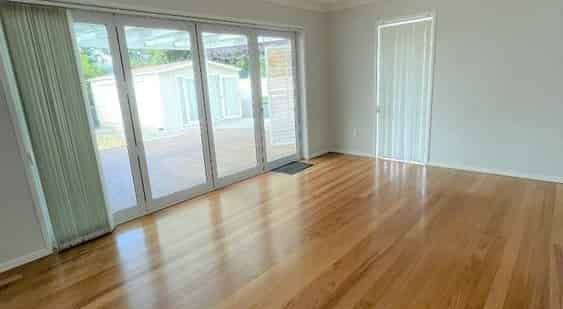 Stylish family home - Pakuranga - Photo 1