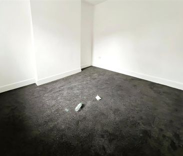 4 bedroom terraced house to rent - Photo 1