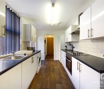 1 bedroom in a house share to rent - Photo 3