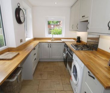3 bedroom semi-detached house to rent - Photo 5