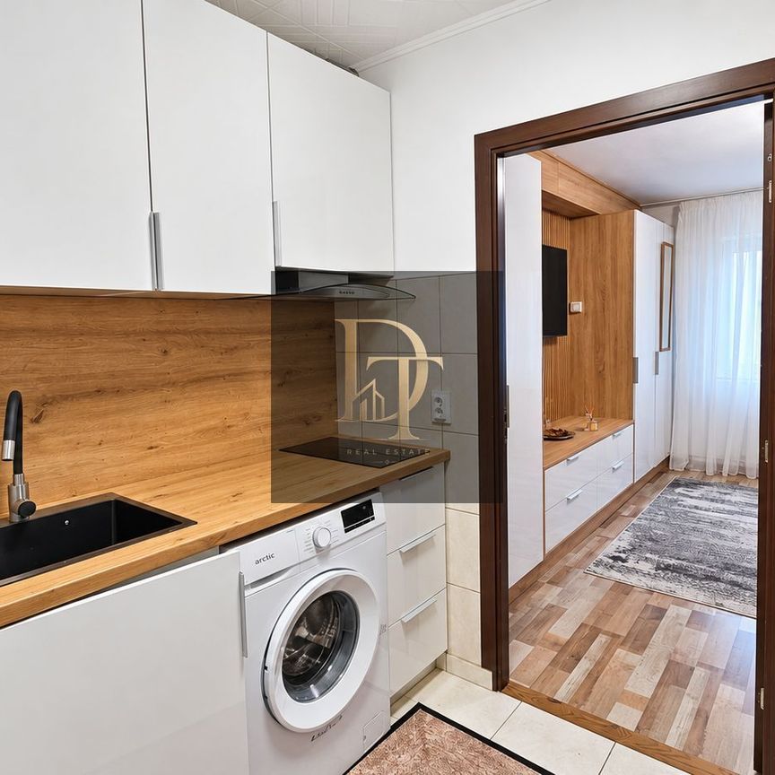 COMISION 0% | Garsoniera renovata si cocheta | Zona Tractoru - Fotografie 1