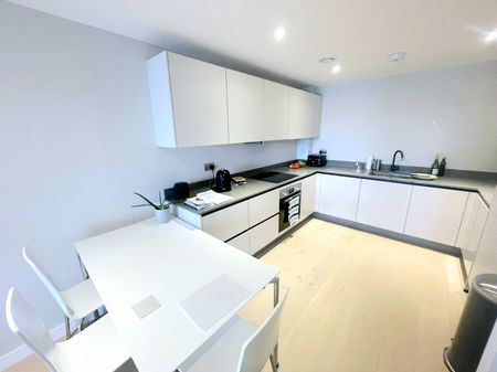 Tottenham Lane, N8 9BT, Crouch End - Photo 3