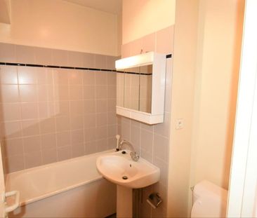 Location Appartement 1 pièce 26m² MACON 71000 - Photo 1