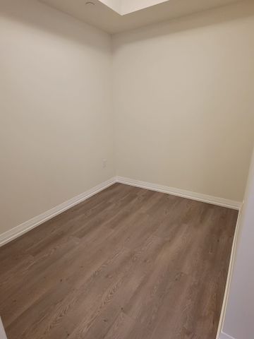 For Lease - 27 Korda Gate Unit# 210, Vaughan, Ontario - Photo 3