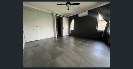 Family Living in Morayfield - Photo 3