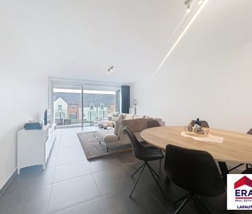 Appartement met 2 slaapkamers en garage in Oostrozebeke - Foto 2