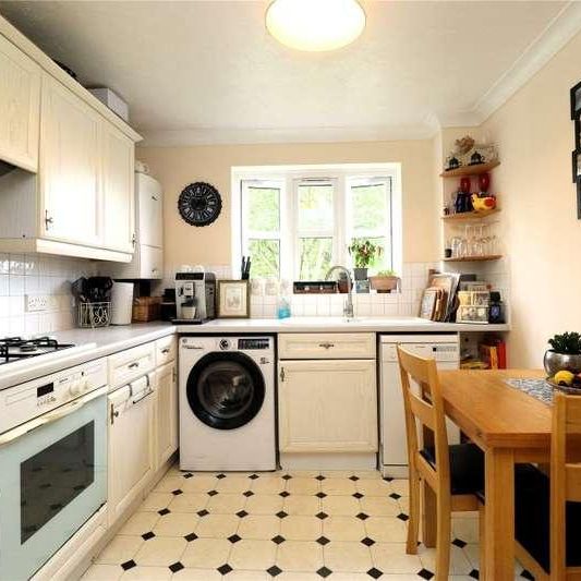 Woking, Surrey, GU22 - Photo 1