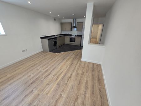 2 Bed Flat, Shore Lane, AB11 - Photo 4