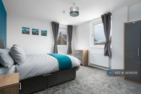 1 bedroom in a house share to rent - Photo 4