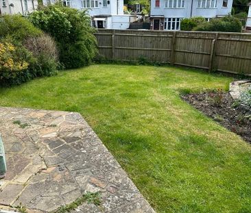 4 bedroom semi-detached house to rent - Photo 3