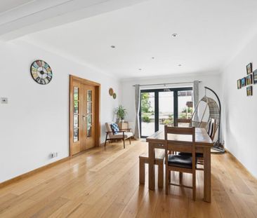 4 bedroom detached bungalow to rent - Photo 2