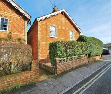 Cline Road, Guildford, Surrey, GU1 - Photo 4