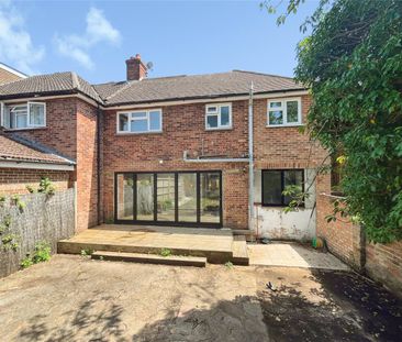 Huntingfield Way, Egham, Surrey, TW20 8DT - Photo 4