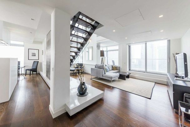 Pan Peninsula Square, Canary Wharf, E14 - Photo 1