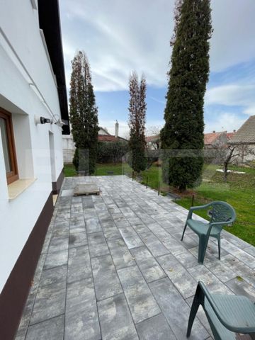 Casă individuală în Râșnov / 6 camere / Petfriendly - Fotografie 3