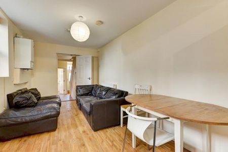 7 bedroom house to rent - Photo 2