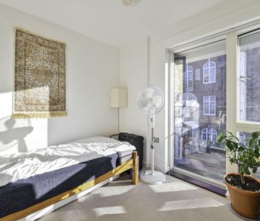 3 bedroom flat to rent - Photo 3