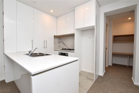 2111/560 Lonsdale Street - Photo 3