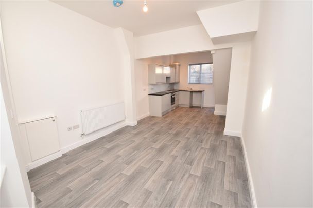 Bridge Street, Neston - Photo 1