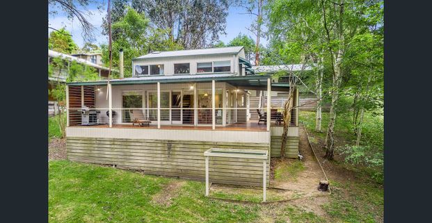 Fully Furnished Retreat - Photo 1