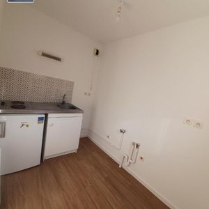 Location Appartement 1 pièce 28m² NANTES 44100 - Photo 2