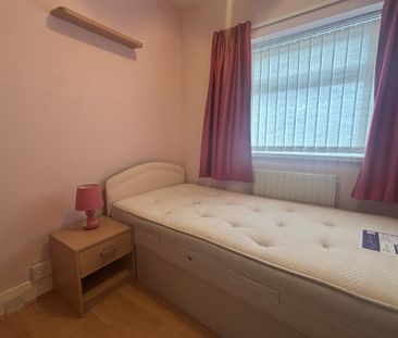 Christopher Way - Photo 6