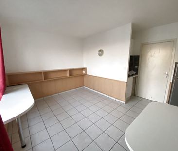 Location Appartement 1 pièce 21m² RODEZ 12000 - Photo 5