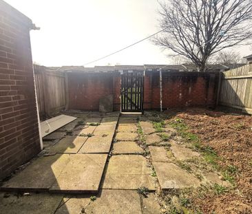 Hemmington Drive, Harpurhey, Manchester, M9 - Photo 2