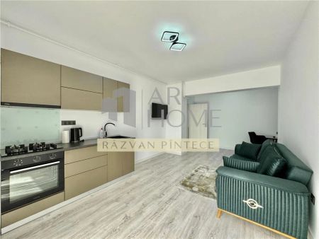 Inchiriere apartament 3 camere de lux, prima inchiriere, centrala termica, zona Nord, Ploiesti. - Photo 5