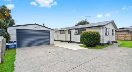 Fully fenced home - Photo 3