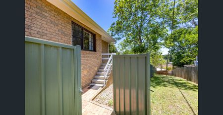 Light-Filled Home in a Peaceful Leafy Setting - Photo 5