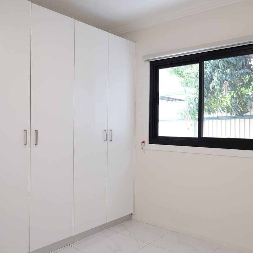 Private Granny Flat - Photo 1