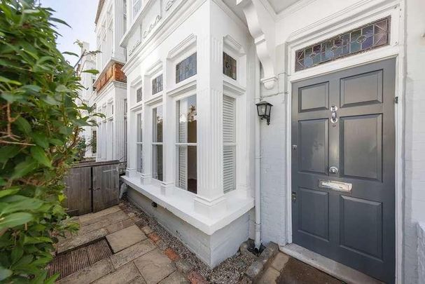 Gowan Avenue, Munster Village, SW6 - Photo 1