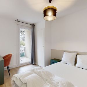 Villeurbanne Réguillon — Chambre Privée 5 - Photo 3