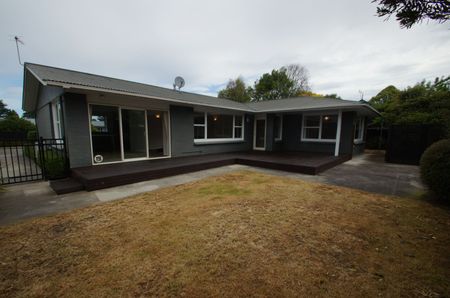 FABULOUS FAMILY HOME IN SUPERIOR LOCATION - Photo 3