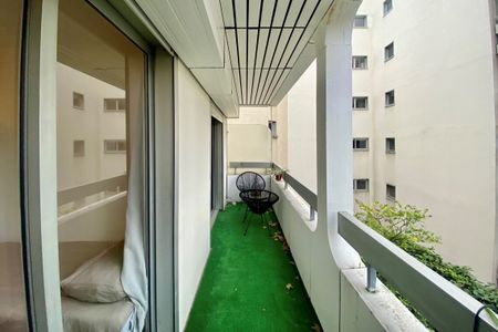 Appartement à louer rue de Vaugirard, Paris 15ème - Photo 2