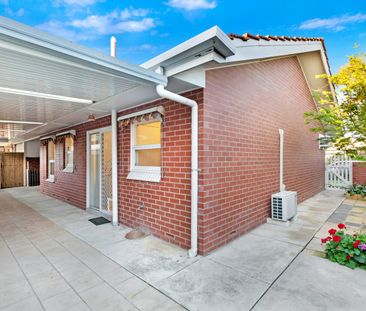 Ideal Lifestyle - Minutes to Henley Beach & the CBD - Photo 5