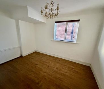 Gypsy Lane, Marton-In-Cleveland, Middlesbrough - Photo 5