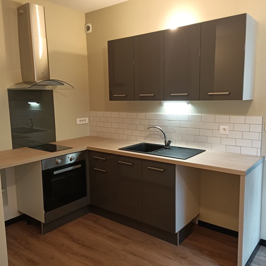 Location Appartement 1 pièce 25m² POITIERS 86000 - Photo 1